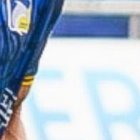 Facundo Castelli, de Delfín, le hizo dos goles a Libertad.