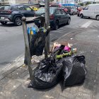 La basura acumulada preocupa a algunos lugareños.