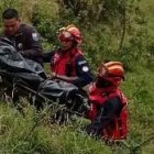 Forenses dieron trámite al cadáver hallado.