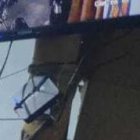 En un taller de motos de la avenida 14 y calle 15 del barrio 28 de Mayo fue asesinado Andy Ramírez, de 24 años.