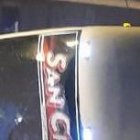 Un bus de pasajeros se volcó la madrugada de este viernes en la provincia de Cañar.