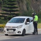 Agentes de la AMT realizan controles a diario para asegurarse de que la medida se cumpla