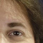 Víctor Aráuz es actor de teatro, cine y televisión, director, guionista y profesor de actuación ecuatoriano.