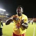 La Tuka Ordóñez y su festejo tras quedar campeón con Aucas, en 2022, equipo al que lleva en el corazón.