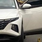 En este vehículo se movilizaba la víctima con sus seres queridos, quienes resultaron ilesos.