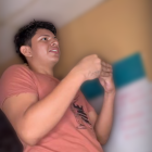 Josué Suárez en pleno juego del péndulo humano.