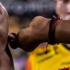 Djorkaeff Reasco celebra su tanto del triunfo.