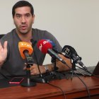 El ministro (e) Roberto Luque, en rueda de prensa.