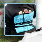 El cartel que le dejaron a la víctima, quien en horas de la tarde fue identificado como Walter Alejandro Campos Pincay.