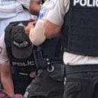 Policías en la captura del sujeto en Manta.