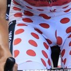 Richard Carapaz del EF Education - EasyPost, dando todo el esfuerzo en la montaña, al final fue el Rey.