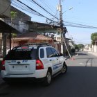 Las calles del Guasmo sur lucían vacías al tener la presencia policial.