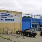 Tres reos escaparon de El Rodeo.