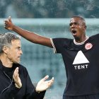 PSG pagará 43 millones de dólares por el fichaje de William Pacho.