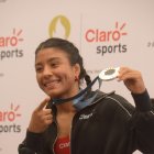 Lucía Yépez estuvo presente en un conversatorio organizado por uno de sus auspiciantes