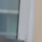 La comunicadora cautiva a su audiencia desde us cabina radial.