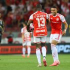 Enner Valencia marcó el 1-1 final sobre el Flamengo de su compatriota Gonzalo Plata.