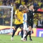 El festejo de Enner Valencia que hizo vibrar contra los campeones del mundo.