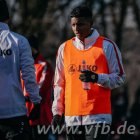 Jeremy Arévalo cumplió su primer entrenamiento del 2026 con el VfB Stuttgart
