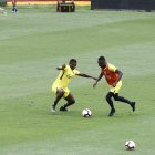 El delantero John Cifuente (i) solo estuvo tres meses en Barcelona. Llegó en septiembre del año anterior y se fue en noviembre.