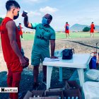 Los jugadores mantenses son sometidos a un estricto control de bioseguridad.