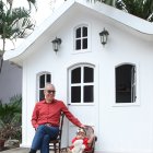 Vito en compañía de su hija, Vitoria.