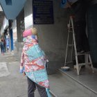 Durante cuatro días, la madre suplicó que le permitan dar de lactar a sus recién nacidos.