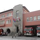 Los miembros del Cuerpo de Bomberos de Quito tomaron procedimiento en la emergencia.