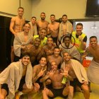 Juan Cazares en plena 'joda' junto a sus compañeros de Atlético Mineiro.