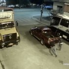 Los antisociales empujaron el carro unos 20 metros hasta llegar a la avenida Universitaria del cantón Babahoyo.