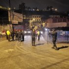 Los agentes de control cercaron la zona para evitar un nuevo problema con los comerciantes que ofrecieron respetar la decisión.