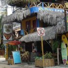 Algunos dueños de locales en Montañitan se quejan porque adeudan cerca de tres meses de alquiler por la para del COVID-19.