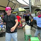 César Chino Freire, se hizo famoso en redes sociales por sus vídeos llenos de frases que usan los conductores.



PERIODISTA : JERSON RUIZ



FECHA : 11/06/2020 



Agencia (ag-extra)