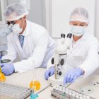 En el país se han tomado 156.185 muestras para COVID-19, entre PCR y pruebas rápidas, según el Ministerio de Salud.