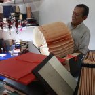 Trabajador, respetuoso, amigable y sencillo es don Jorge, quien no solo es dueño de un talento manual, también posee una lúcida memoria.