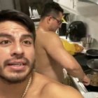 Una de las fotos en las que aparece el cuestionado empresario con su entrenador personal.