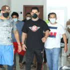 La mañana de ayer los cinco sospechosos fueron llevados a una cárcel de Guayaquil.