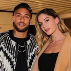 La novia del astro brasileño Neymar publicó fotos de infarto.