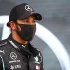 Lewis Hamilton (Mercedes) consiguió su 'pole' número 90 y además impuso nueva marca en el circuito de Hungaroing.
