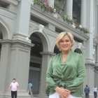 Asegura que son sus hermanas quienes se ocupan de su imagen.