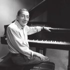 El ambateño se dedica a la dirección de orquestas desde la década de los 80.