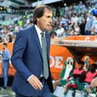 Guillermo Almada, es entrenador del Santos Laguna de Méxco.
