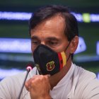 Fabián Bustos deberá de hablar ante la Comisión disciplinaria de la FEF.