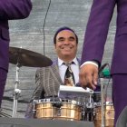 Mauricio Luzuriaga y la orquesta Don Medardo y sus Players se presentarán desde Quito para festejar a Guayaquil