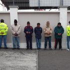 Los detenidos presuntamente forman parte de una banda de expendedores de droga.