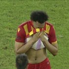 Arturo Mina se pudo a llorar al final del partido, porque su equipo se fue a la Segunda división.