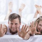  Referencial. El hombre siente presión cuando no ha complacido a su pareja. 