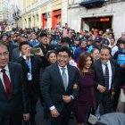  El punto de encuentro fue en la plaza de San Blas para caminar hasta el teatro Sucre, en el Centro Histórico de la ciudad. 