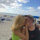  La modelo dice sentirse feliz y segura al lado del cantante de Tranzas. 