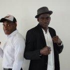  Carlos y Abel son primos, y este último planificó la cartelera para juntar el medio millón de dólares que se necesita para pagar la fianza del medallista de bronce. 